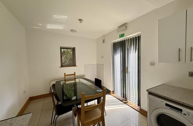 Albert Grove, Radford, Nottingham - Image 3